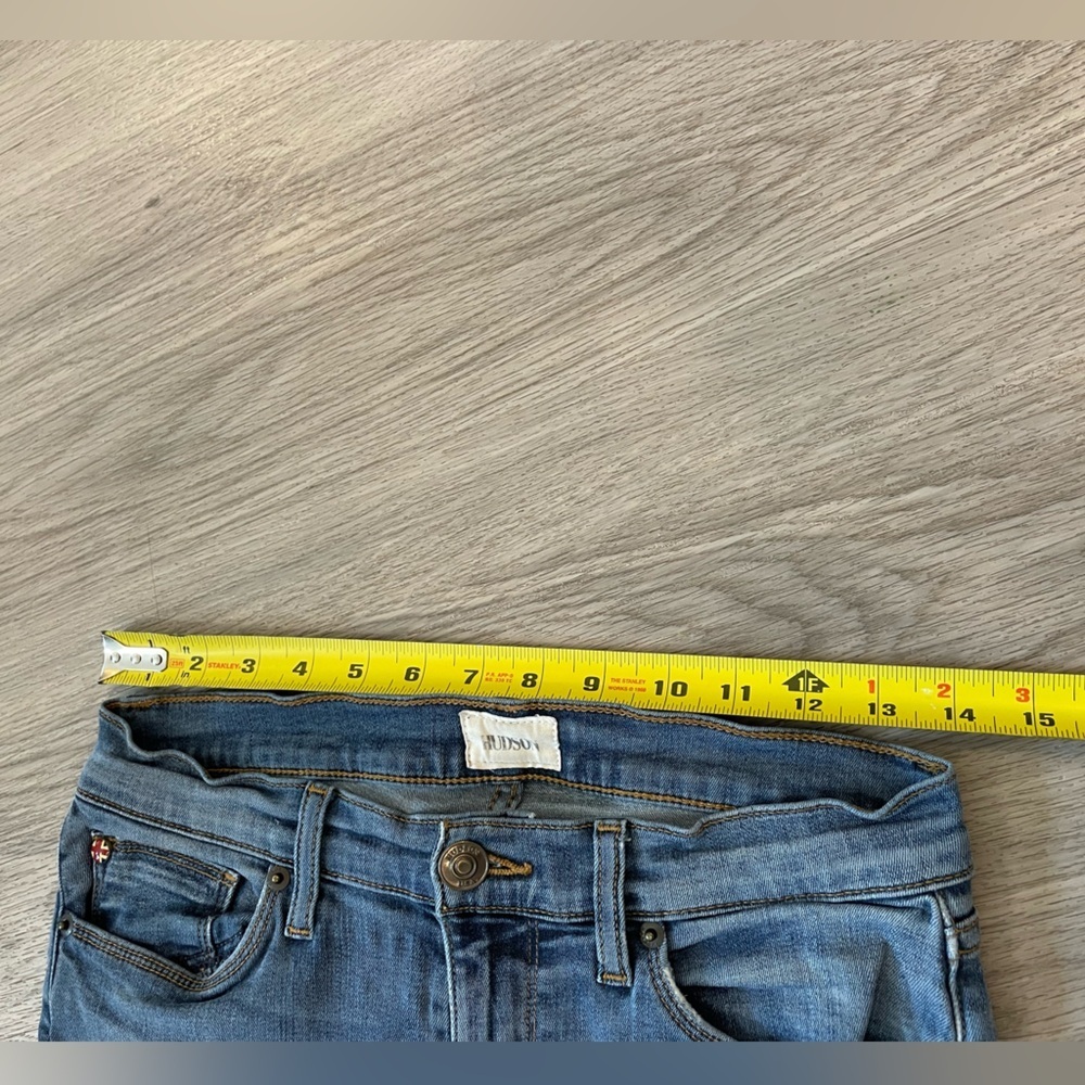 HUDSON Distressed Blue Ripped Skinny Jeans. Size 26W/28L - Picture 8 of 11